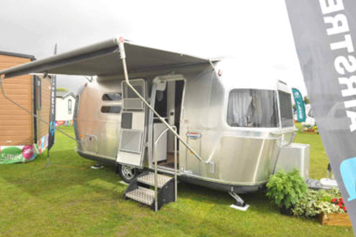 Airstream Missouri: Riveting stuff