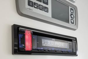 Bluetooth Radio/CD/MP3 player